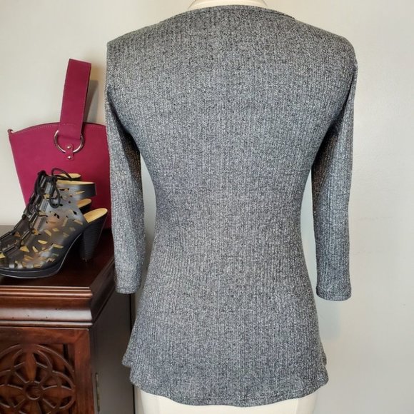 Dressbarn Gray Silver Metallic Threading Embellished Neck Knit Top Size MP - Picture 5 of 8